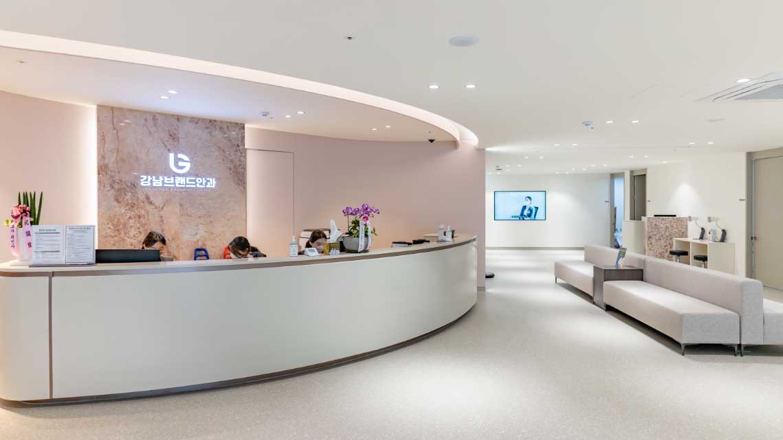 강남브랜드안과의원's Image