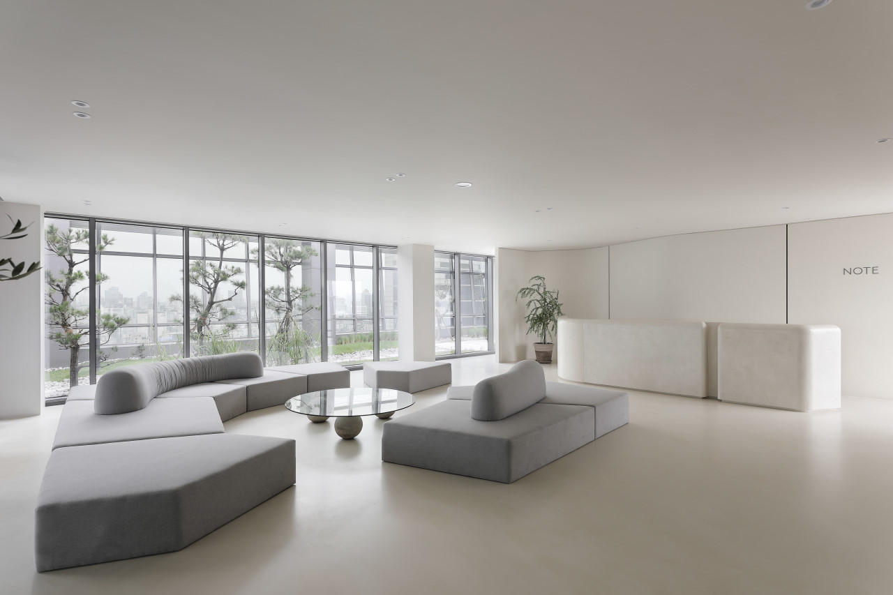 노트성형외과의원's Image