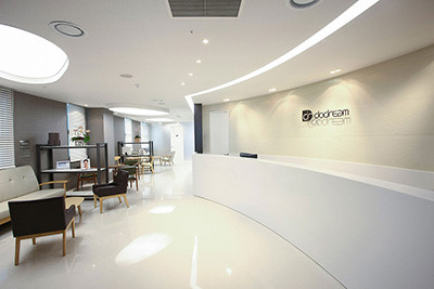 두드림성형외과의원's Image