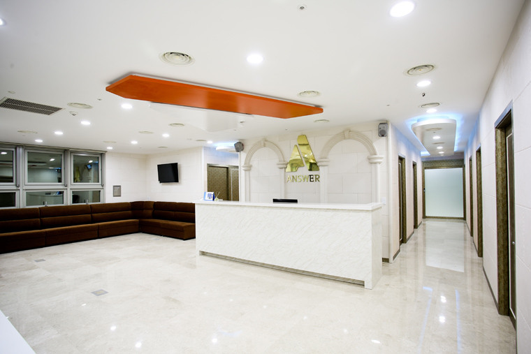 앤써성형외과의원's Image