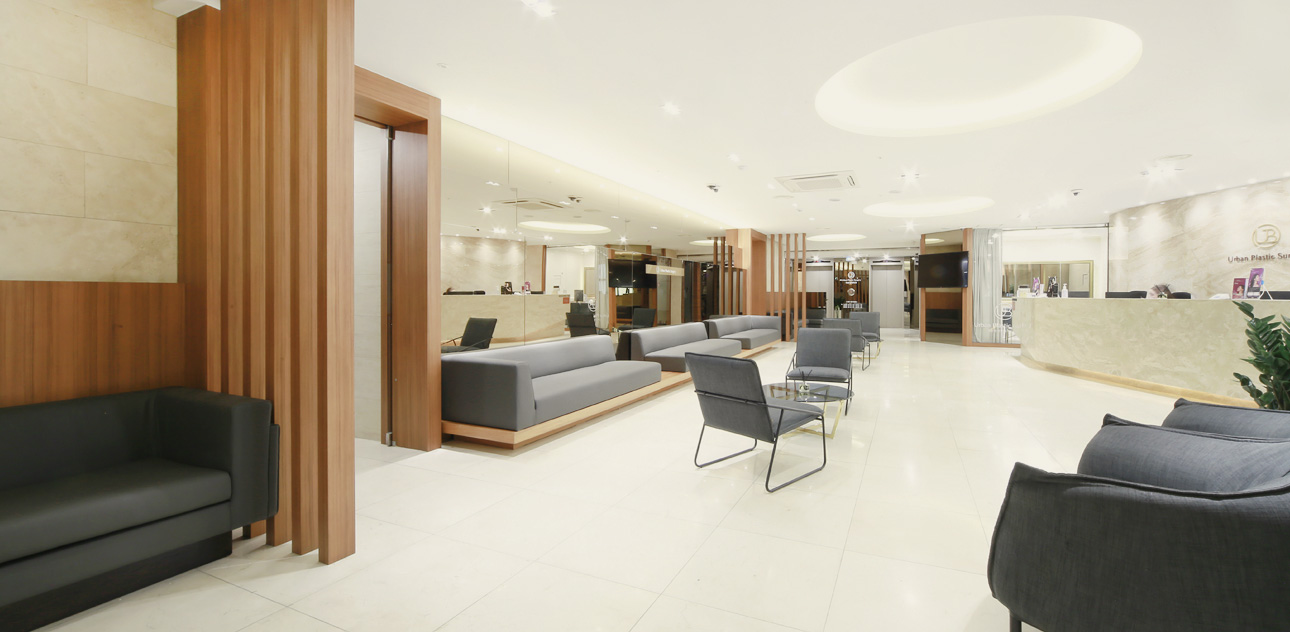 어반성형외과의원's Image