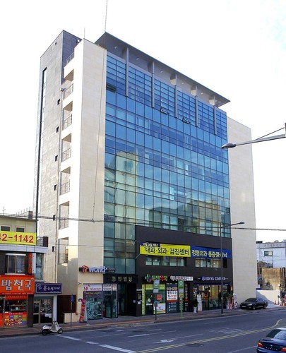 에스메디센터내과외과의원's Image