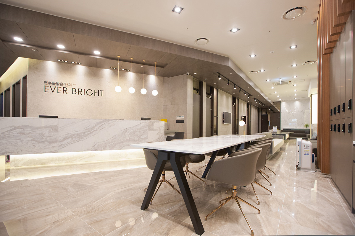 연수늘밝은안과의원's Image