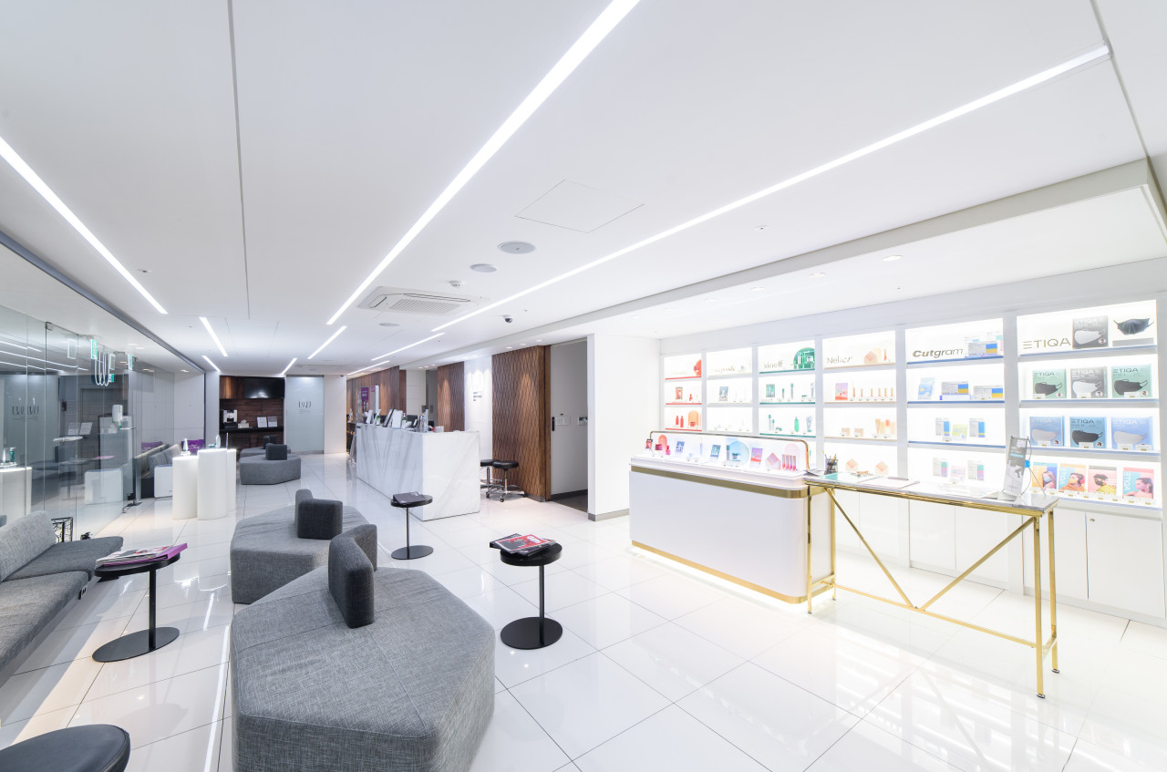 원진성형외과의원's Image