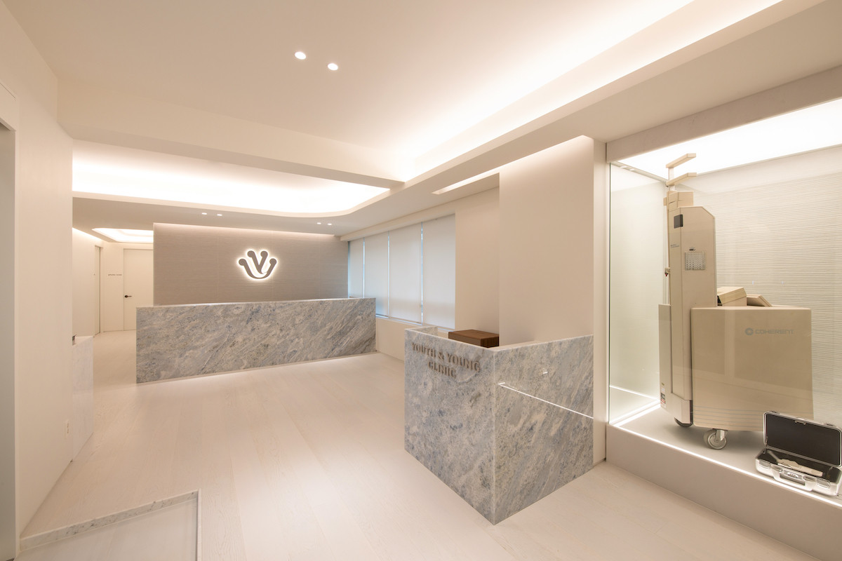 유스앤영의원's Image