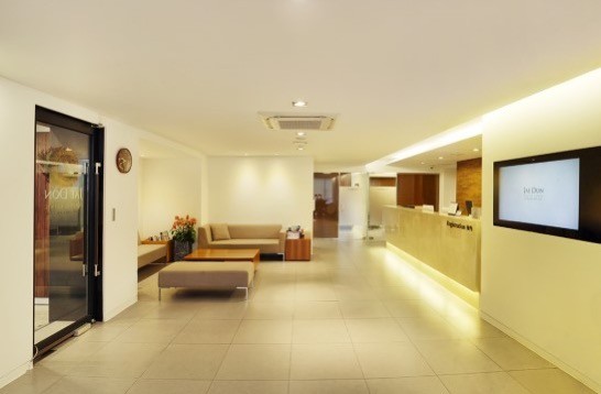 재돈성형외과의원's Image