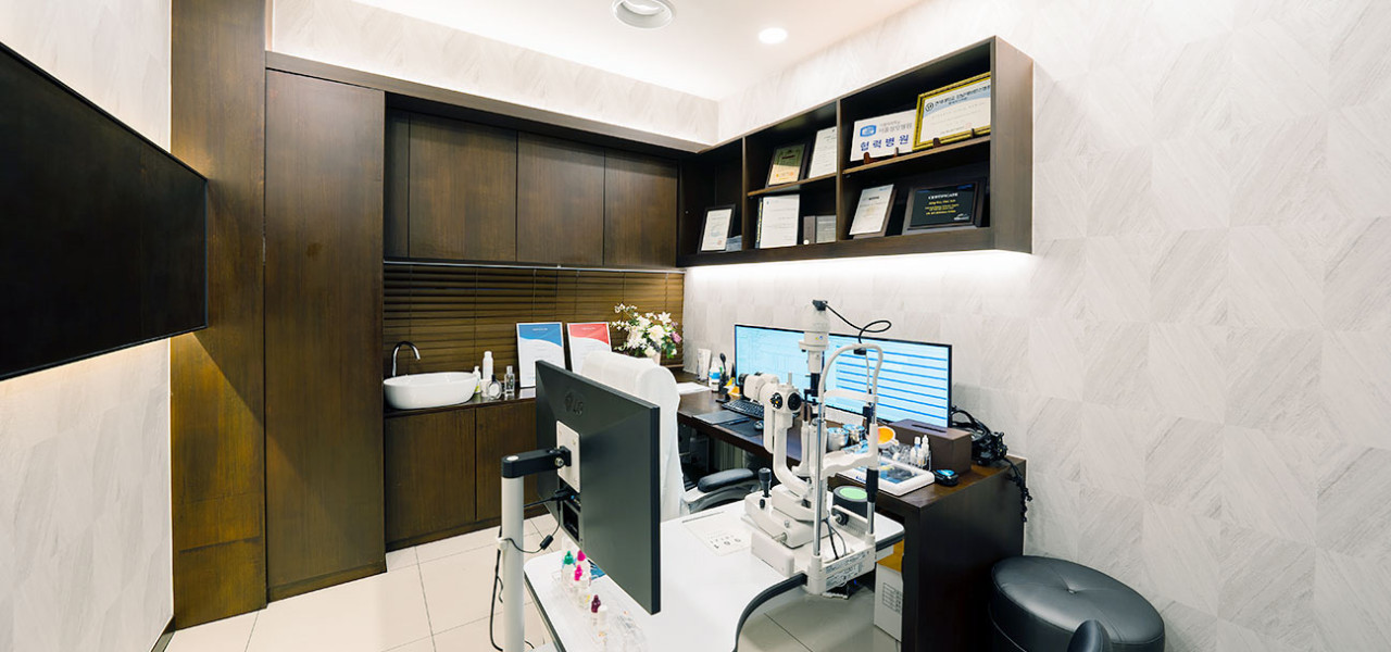 제이더블유안과의원's Image