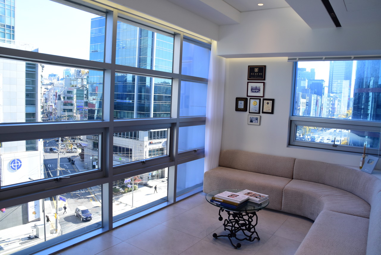 제이제이성형외과의원's Image