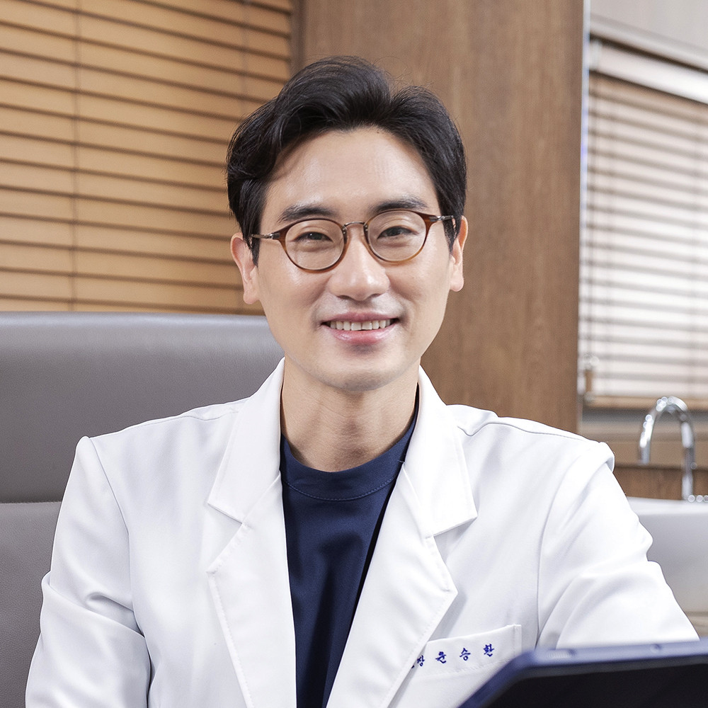 청담아티젠의원's Image