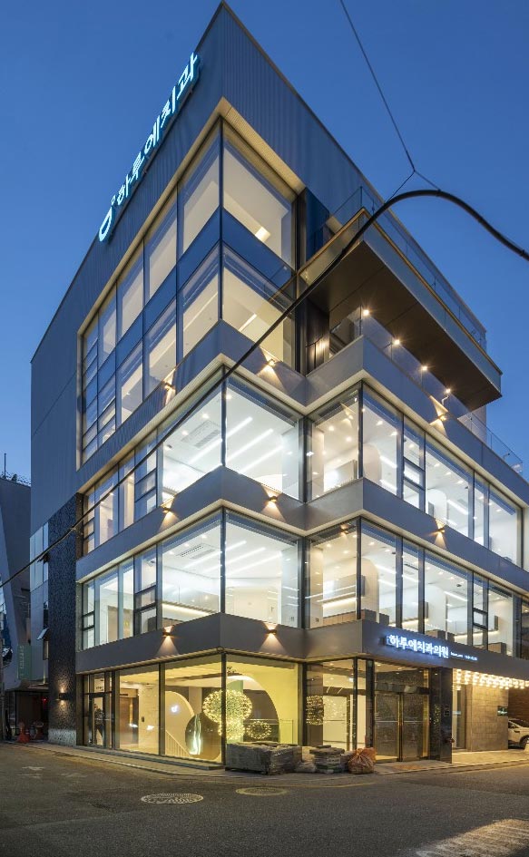 하루에치과의원's Image